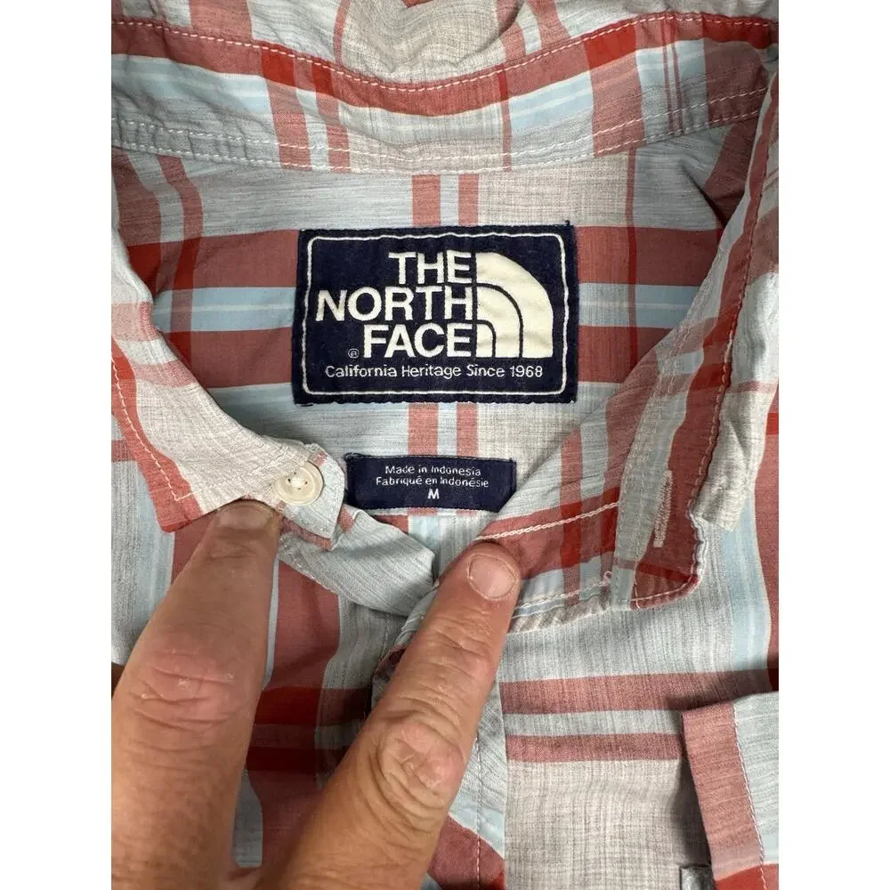 The North Face Plaid Button Front Shirt Mens Medium Red Blue Casual